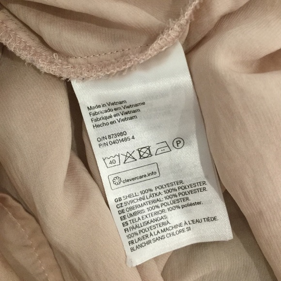 H&M Pink Flowy Short Sleeve Blouse Sz 12 - Picture 7 of 8